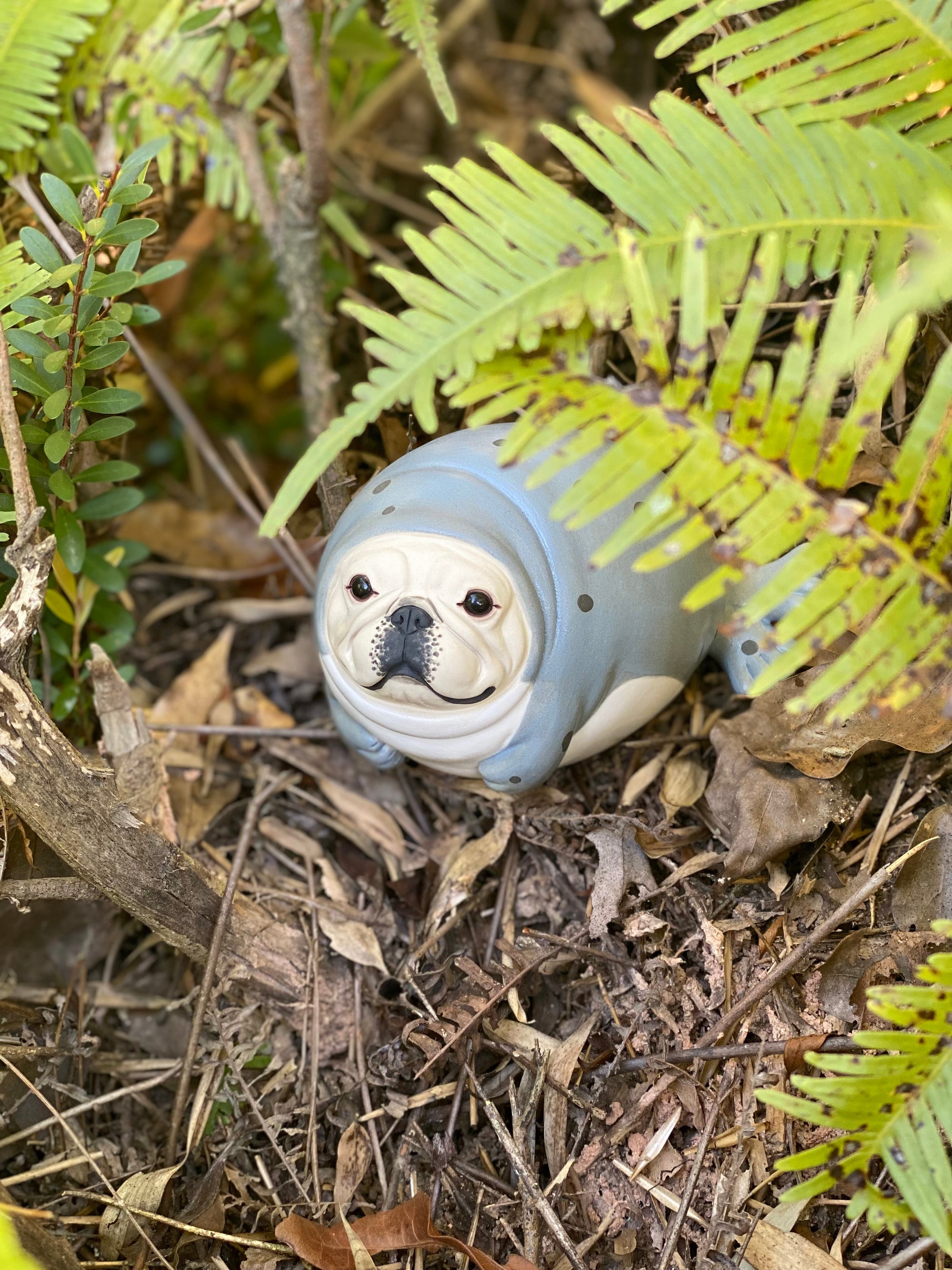 Pug Seal