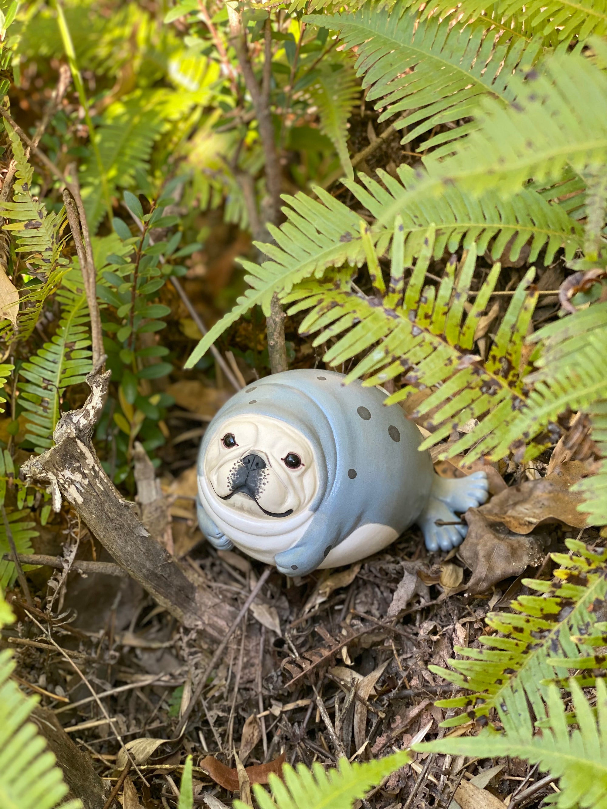 Pug Seal