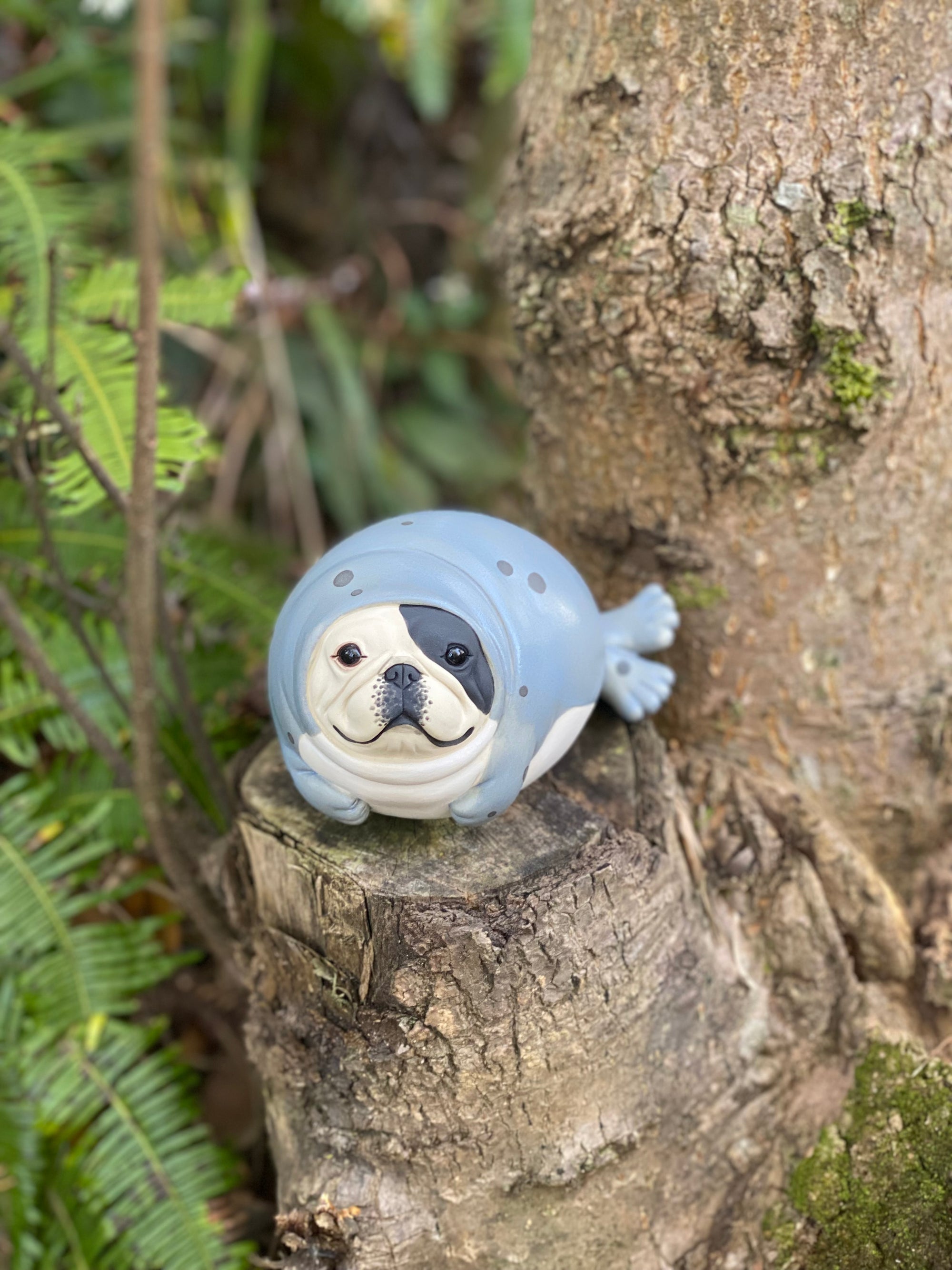 Pug Seal