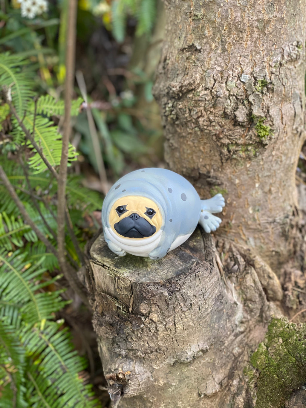 Pug Seal